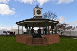 Band stand Sttaford